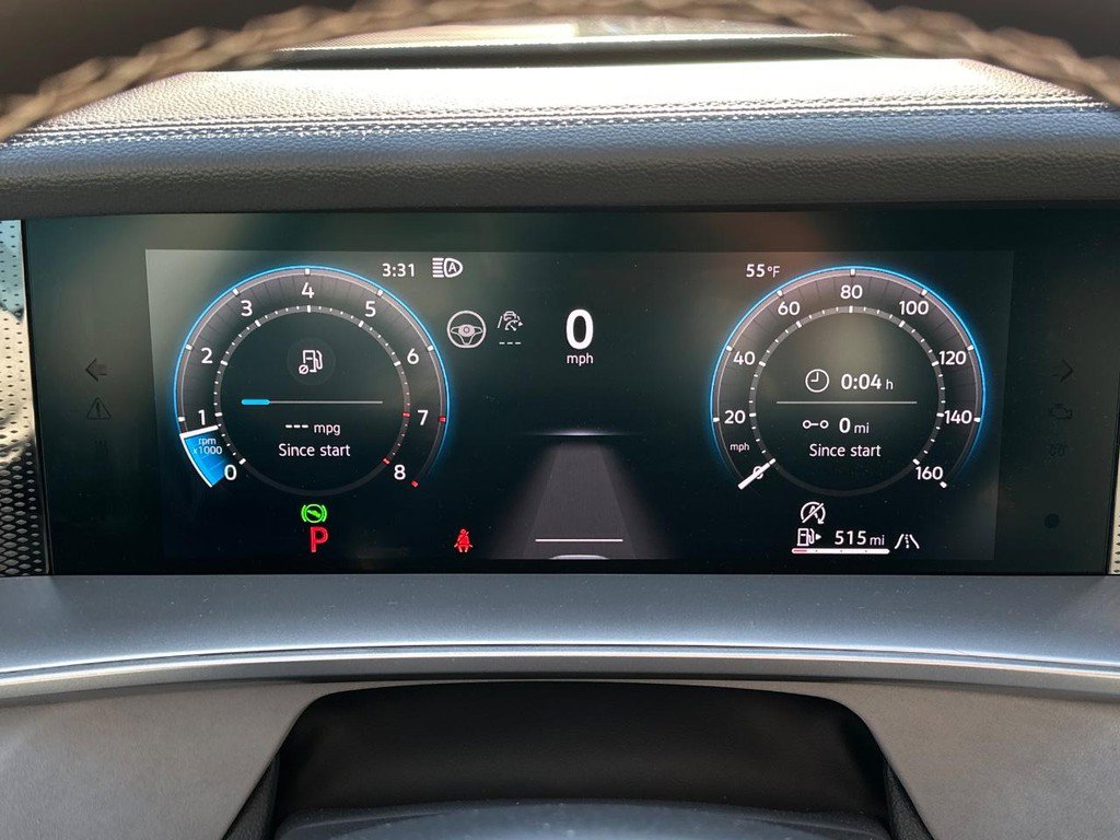 Used 2025 Volkswagen Tiguan SE image 25