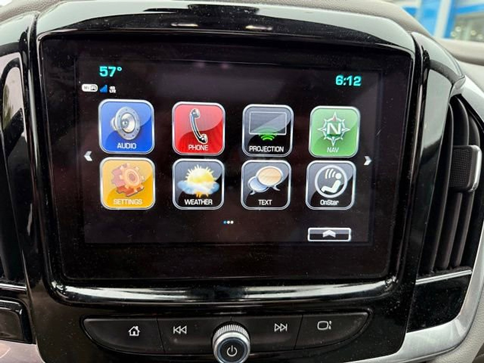 Used 2019 Chevrolet Traverse LT w/ LT Premium Package AWD/4WD image 11