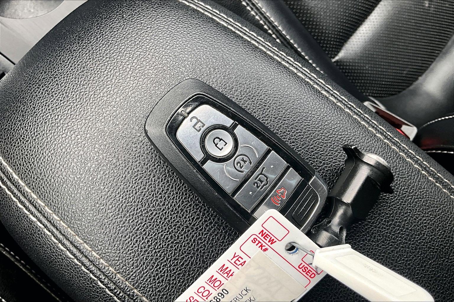 Used 2021 Ford Escape SEL FWD image 12