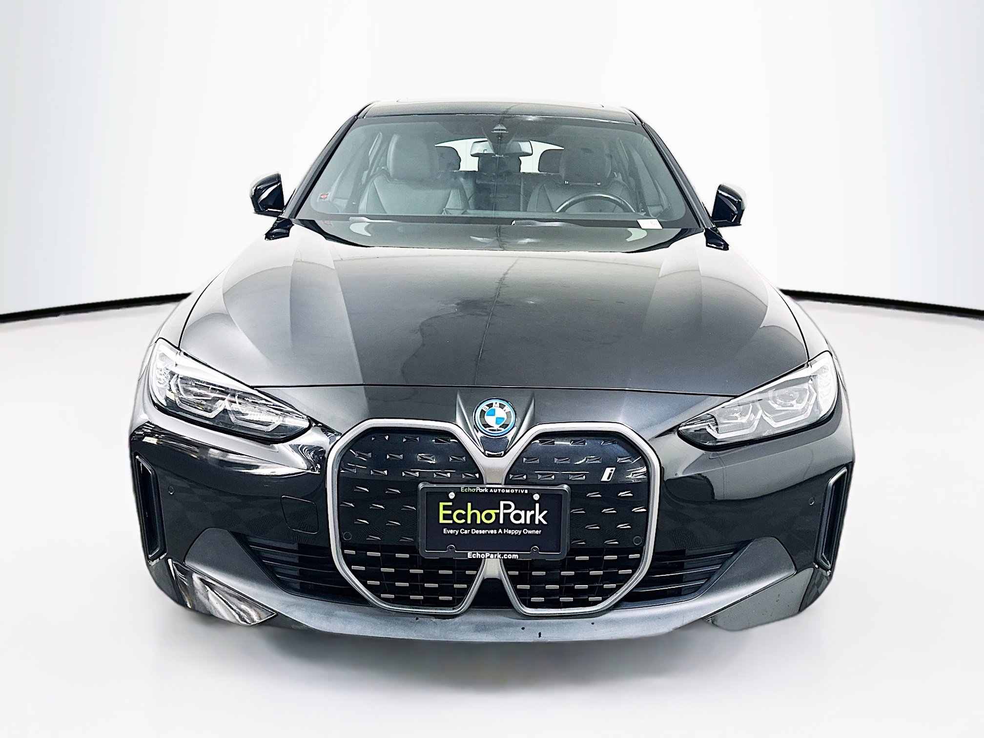 Used 2024 BMW i4 eDrive35 w/ Convenience Package image 2