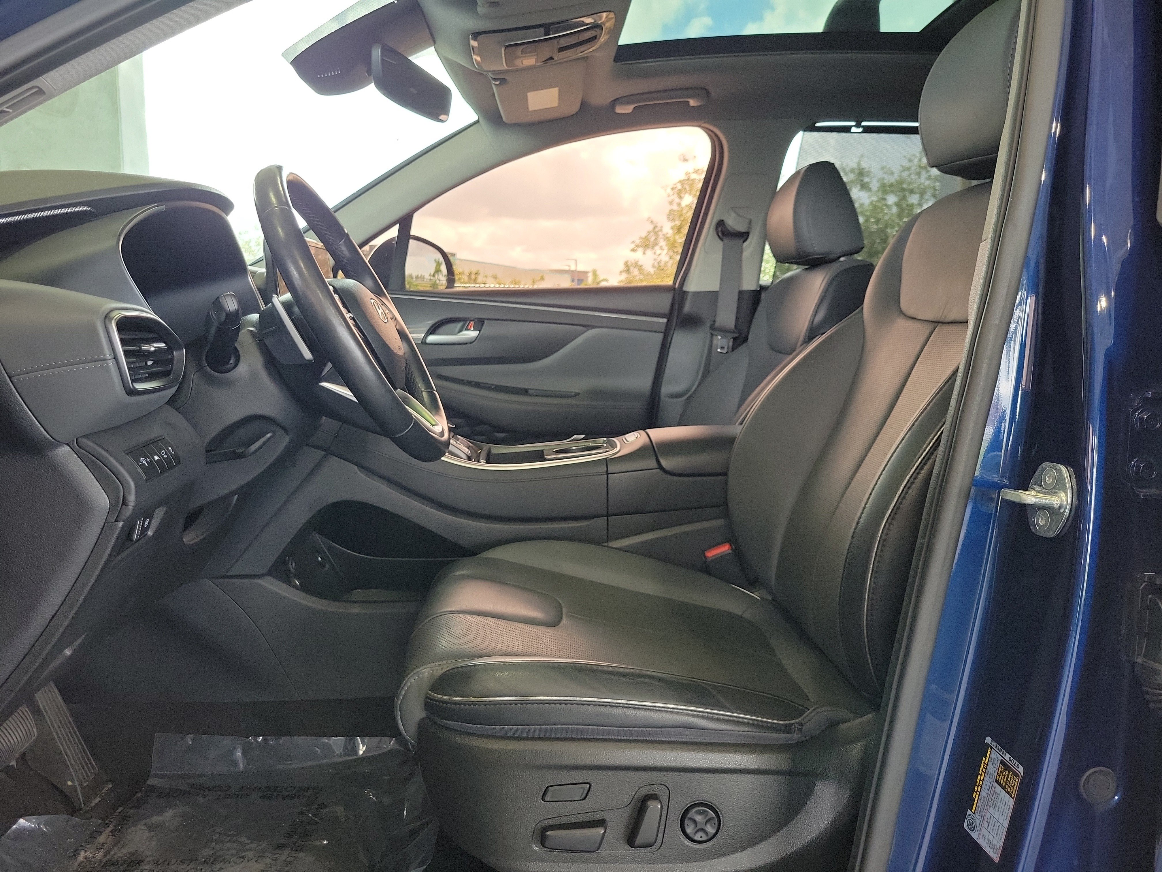 Used 2023 Hyundai Santa Fe Limited FWD image 20