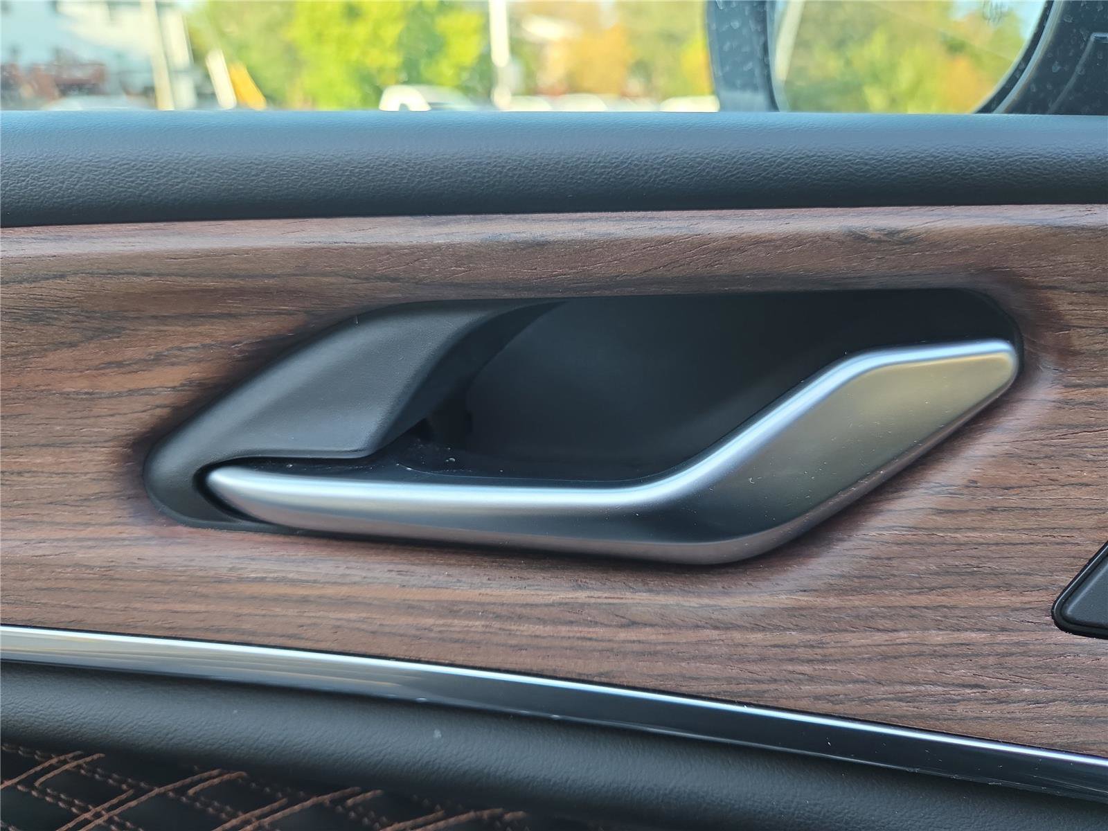 Used 2023 Jeep Grand Cherokee Summit w/ Adv Protech Group IV image 12