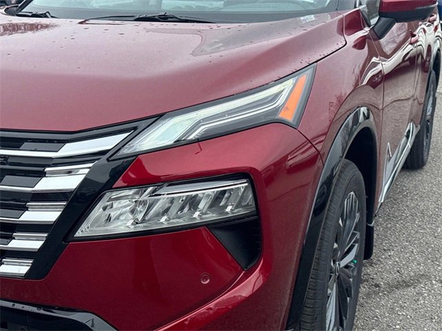 New 2026 Nissan Rogue Platinum image 10