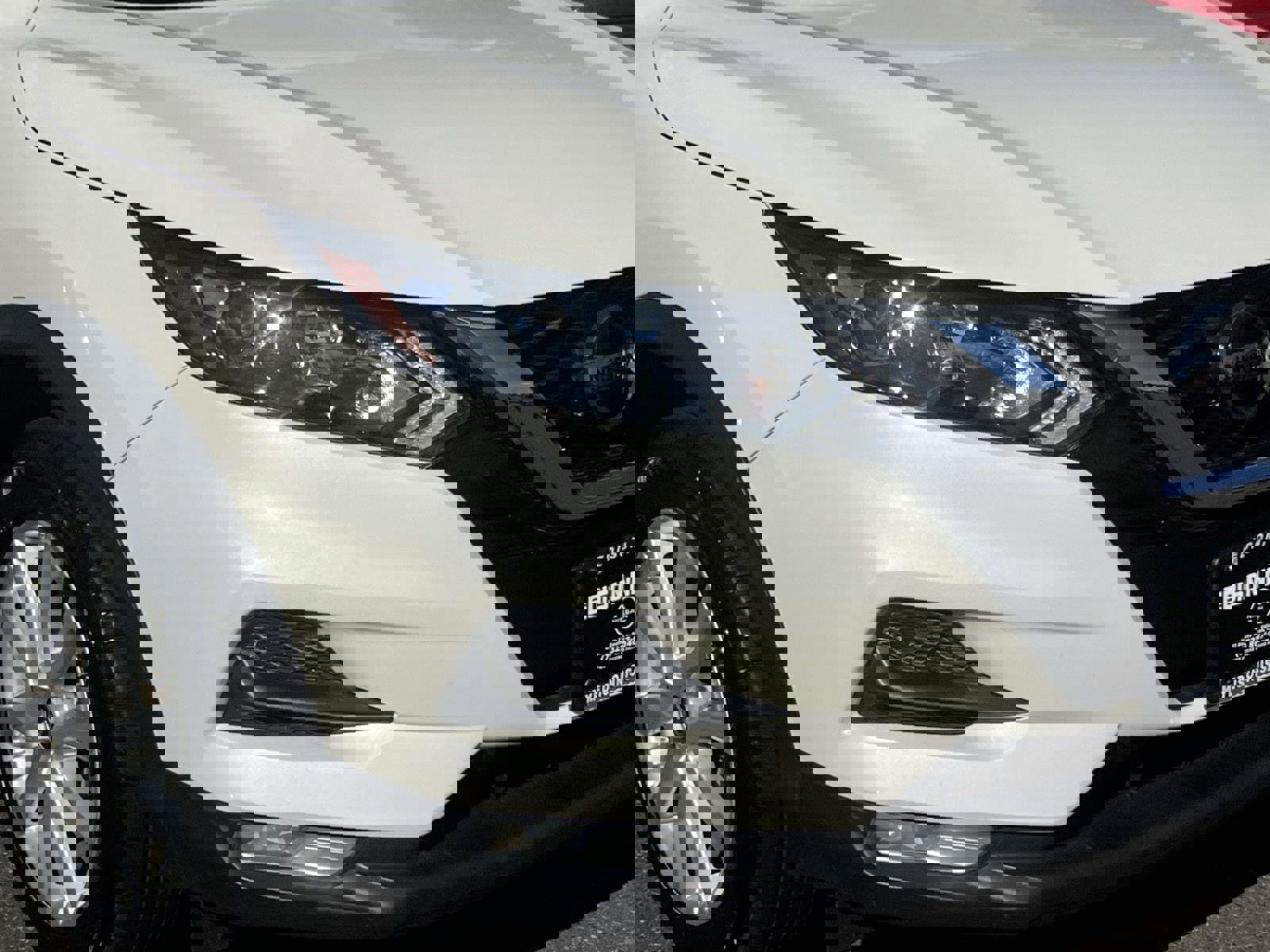 Used 2022 Nissan Rogue Sport SV w/ Technology Package image 8