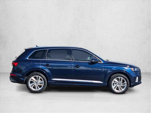Used 2023 Audi Q7 2.0T Premium w/ Convenience Package AWD/4WD image 4