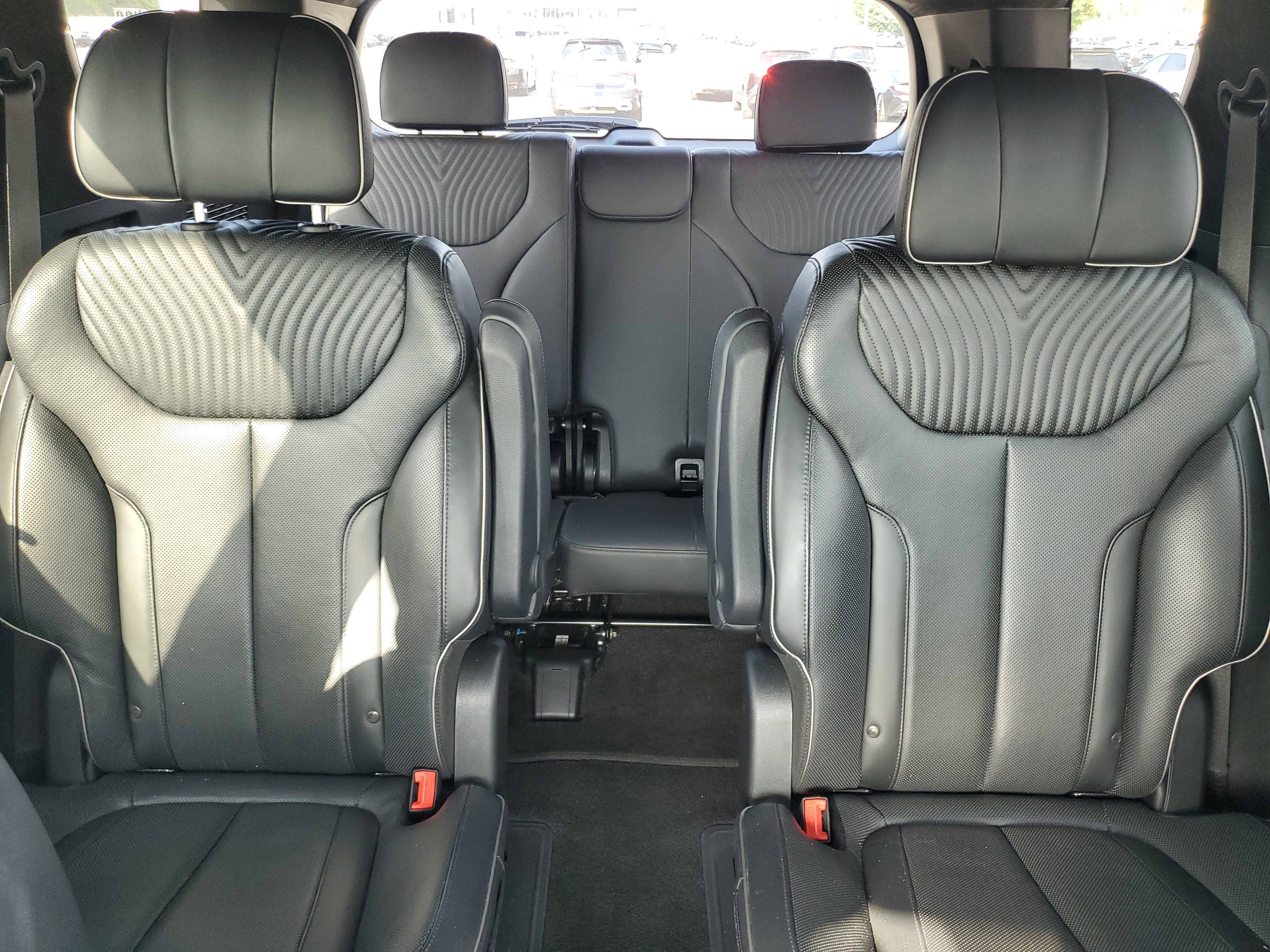 Used 2024 Hyundai Palisade Calligraphy image 35