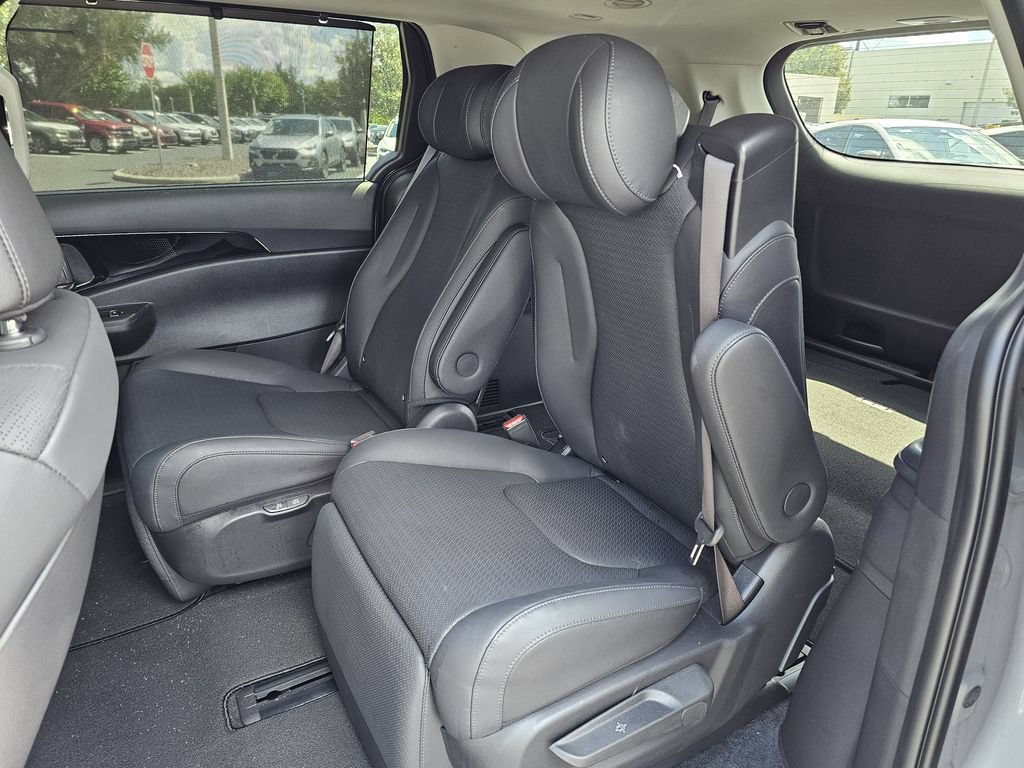 Used 2026 Kia Carnival SX Prestige FWD image 16