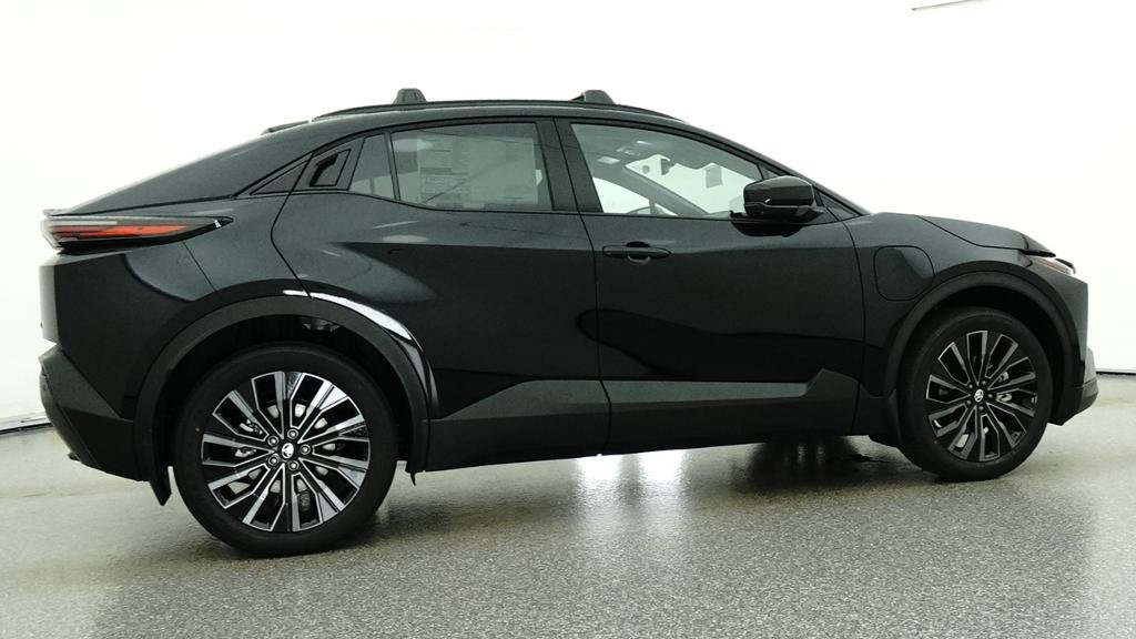 New 2026 Toyota C-HR AWD/4WD image 29