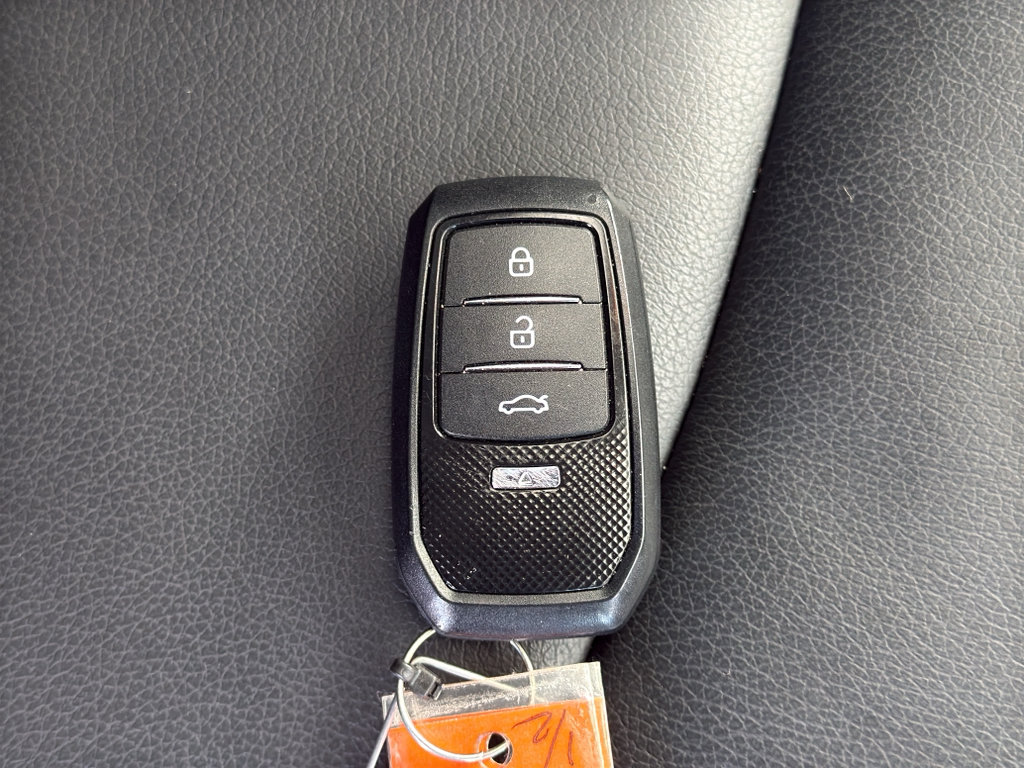 Used 2025 Honda Odyssey Sport-L image 40