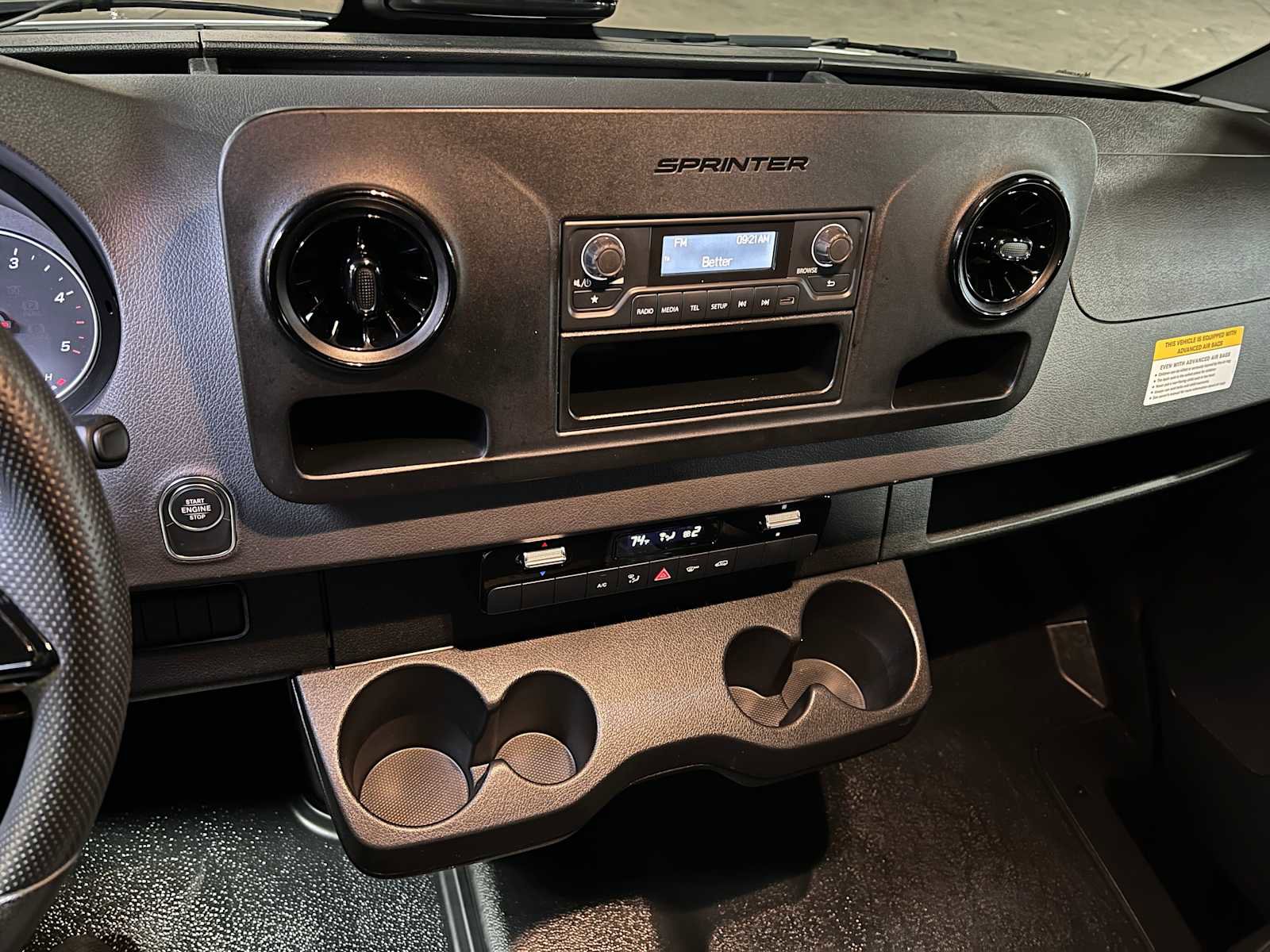 Used 2025 Mercedes-Benz Sprinter 2500 image 27