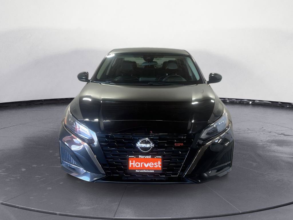 Used 2024 Nissan Altima 2.5 SR FWD image 3