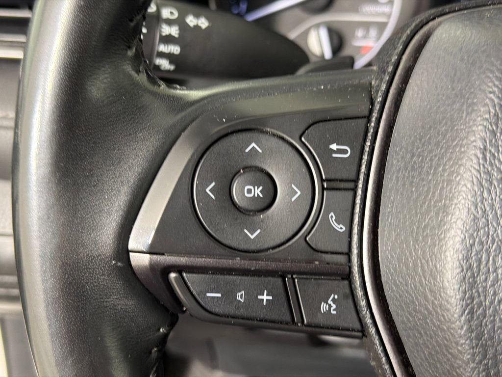 Used 2023 Toyota Camry SE image 24