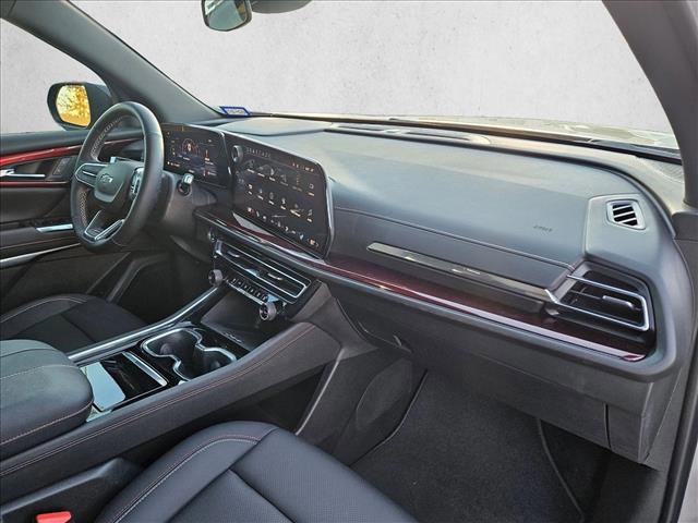 Used 2025 Chevrolet Traverse Z71 w/ Driver Confidence Package image 19