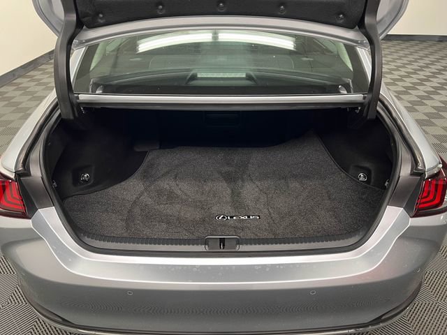 Used 2024 Lexus ES 300h w/ Premium Package image 8