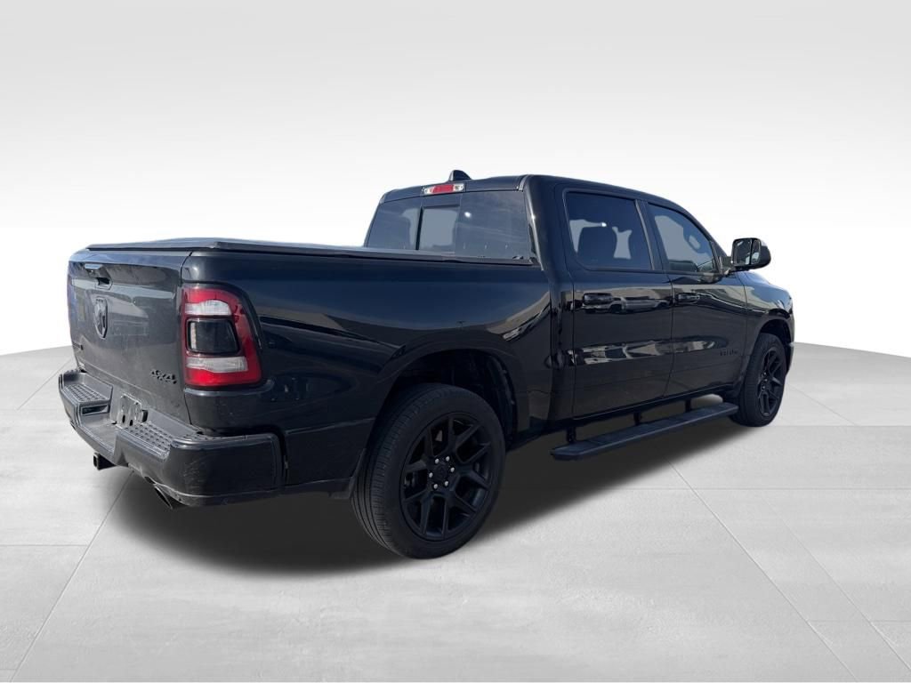 Used 2024 RAM 1500 Laramie AWD/4WD image 15