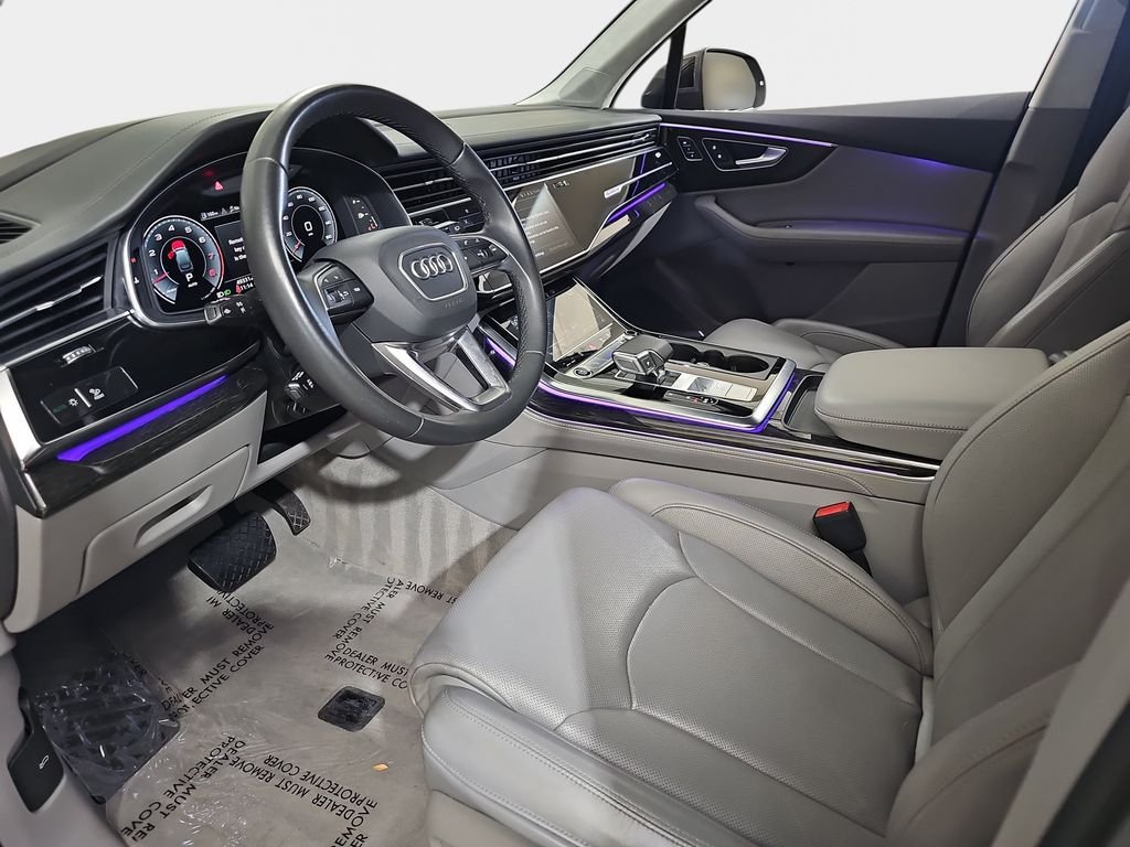 Used 2022 Audi Q7 3.0T Prestige w/ Prestige Package AWD/4WD image 19