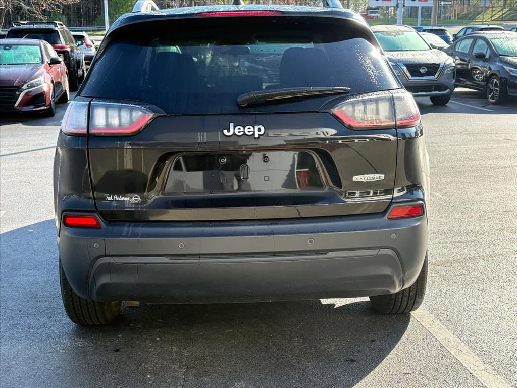 Used 2020 Jeep Cherokee Latitude w/ Cold Weather Group image 6