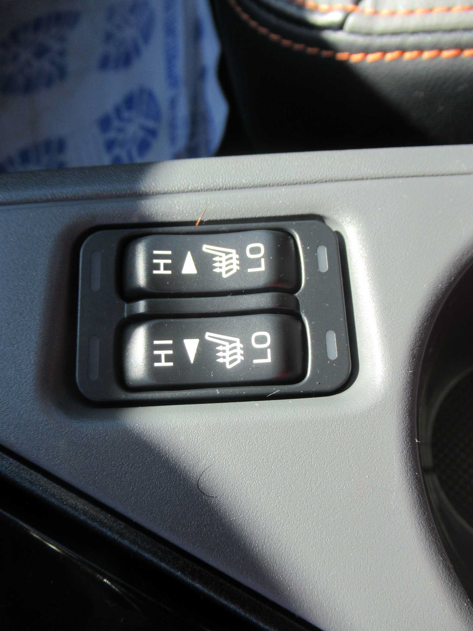 Used 2024 Subaru Crosstrek 2.5i Limited AWD/4WD image 27