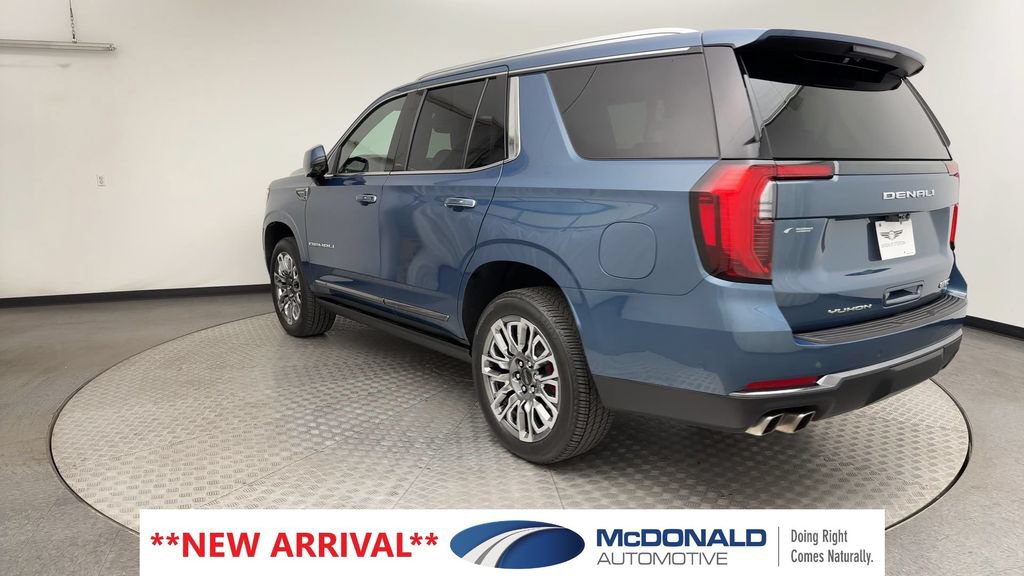 Used 2025 GMC Yukon Denali Ultimate AWD/4WD image 4