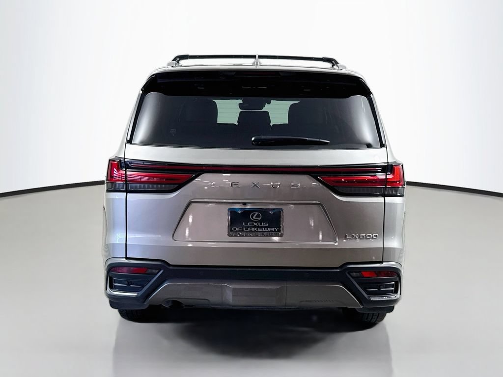 Certified 2024 Lexus LX 600 4WD w/ Luxury Package image 6