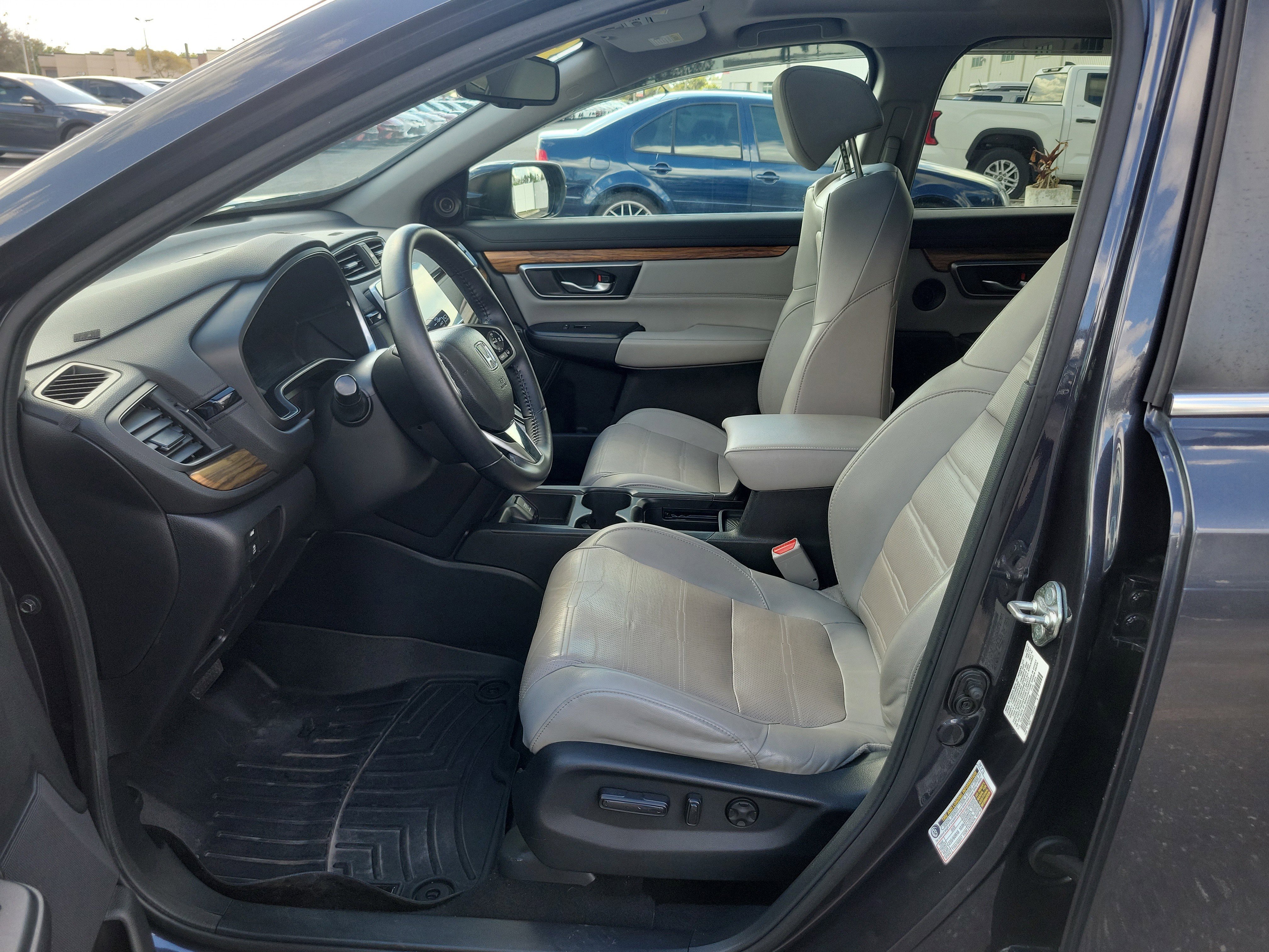 Used 2018 Honda CR-V Touring image 21