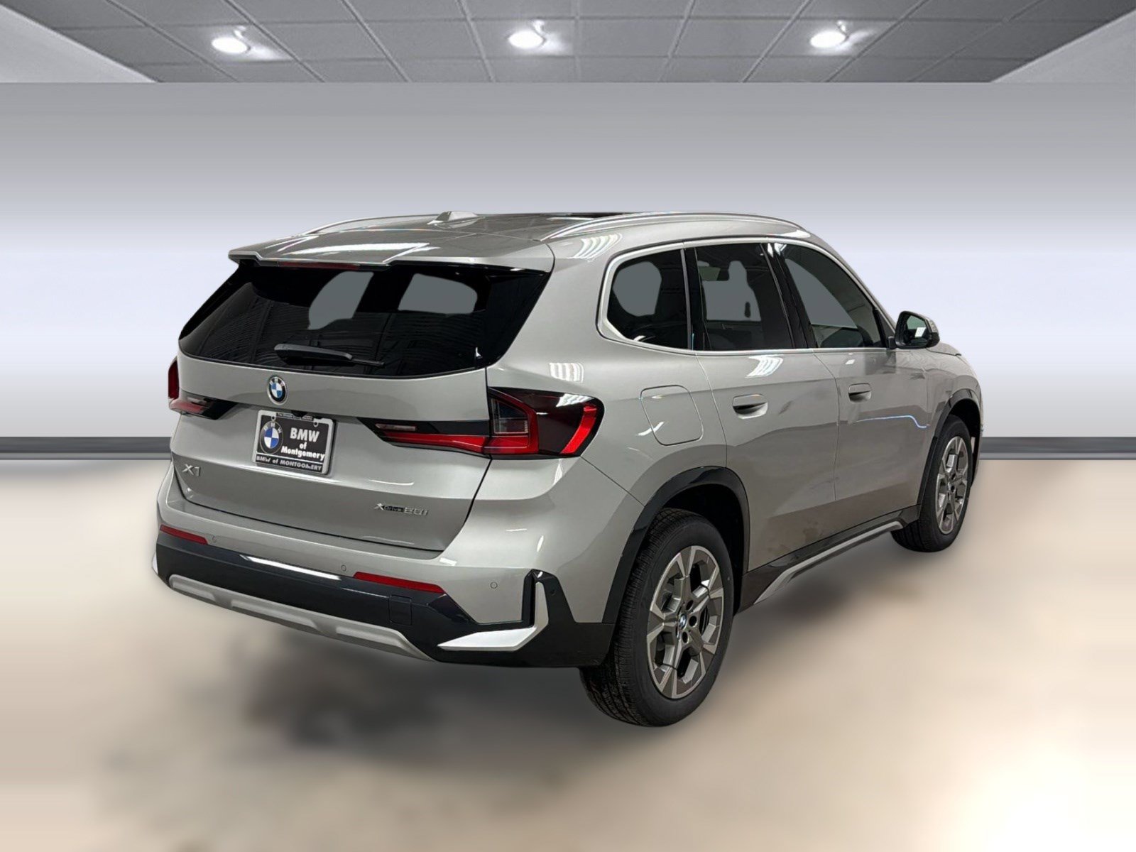 New 2026 BMW X1 xDrive28i w/ Convenience Package AWD/4WD image 8