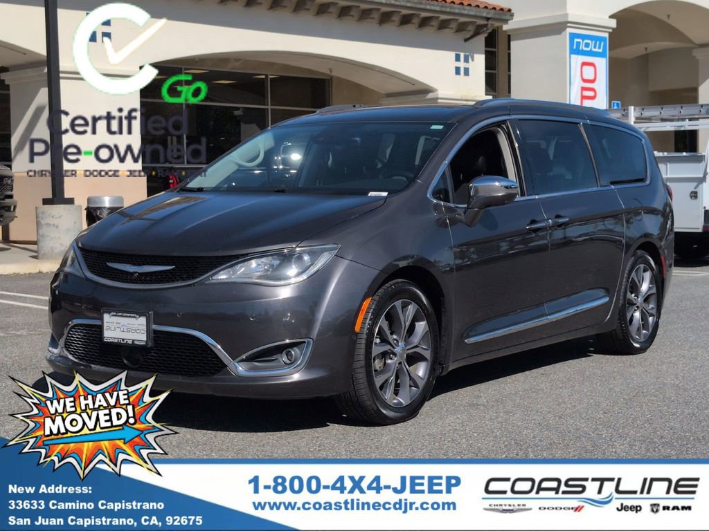 Certified 2018 Chrysler Pacifica Limited w/ Tire & Wheel Group