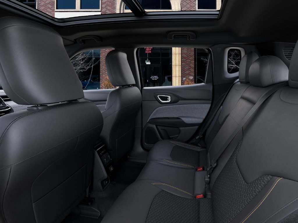 New 2026 Jeep Compass Latitude AWD/4WD image 23