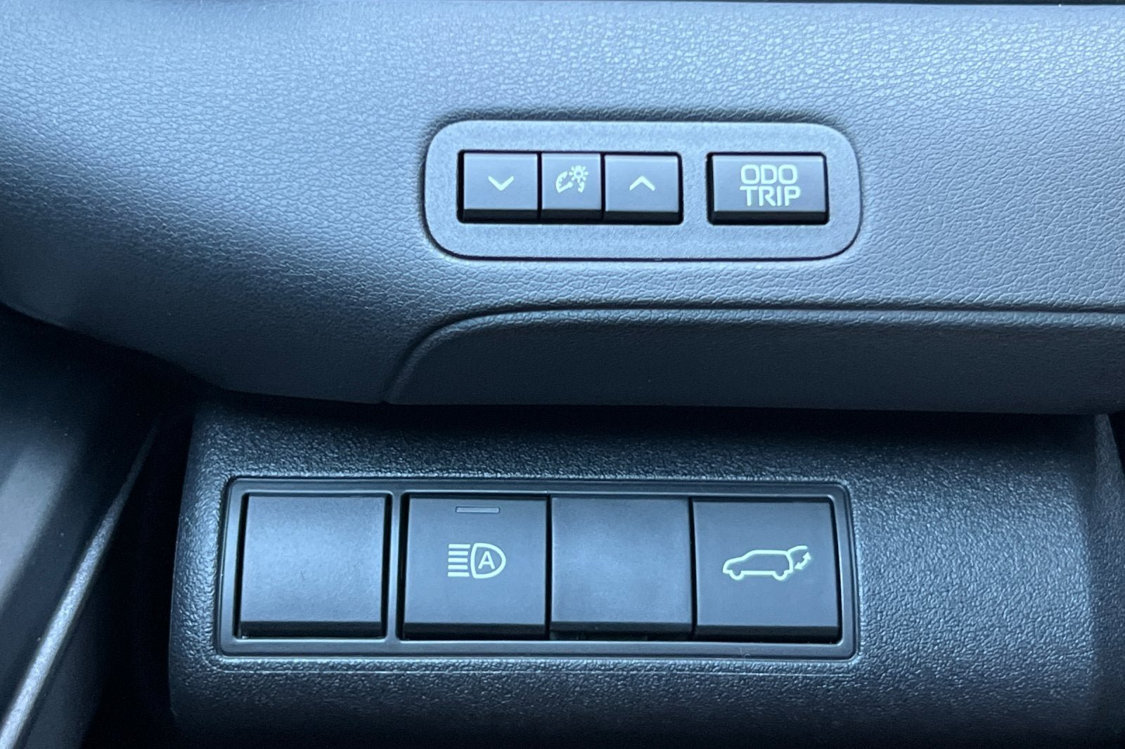 New 2026 Toyota C-HR AWD/4WD image 28