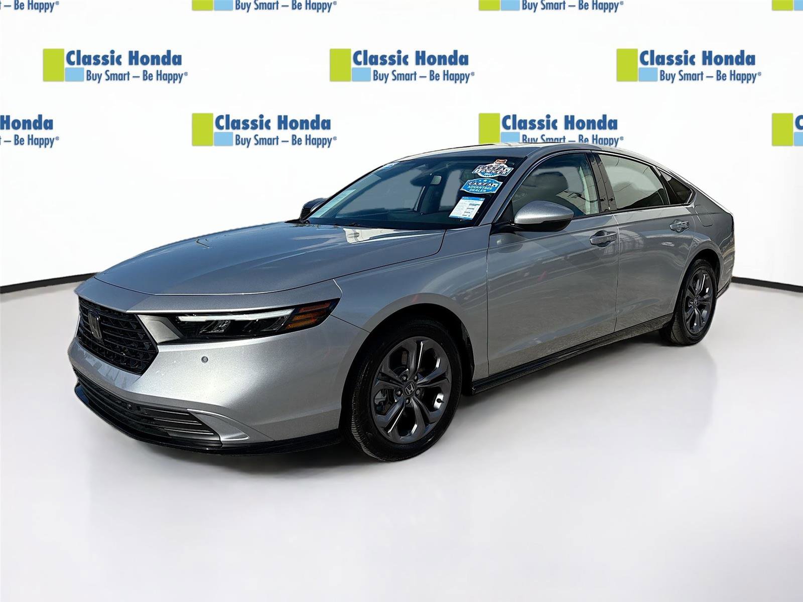 Used 2025 Honda Accord EX-L image 3