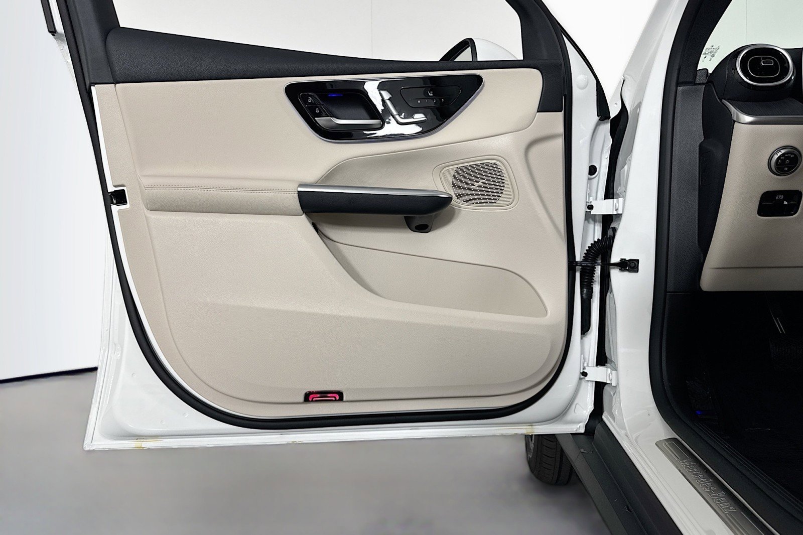 New 2026 Mercedes-Benz GLC 300 image 20