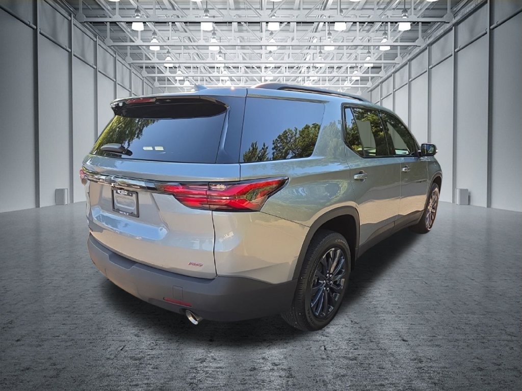 Used 2023 Chevrolet Traverse RS FWD image 6