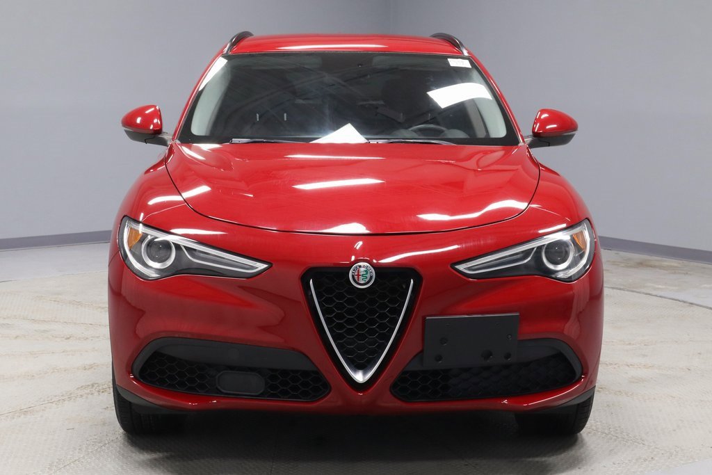 Used 2018 Alfa Romeo Stelvio Sport w/ Quick Order Package 22J Sport image 4