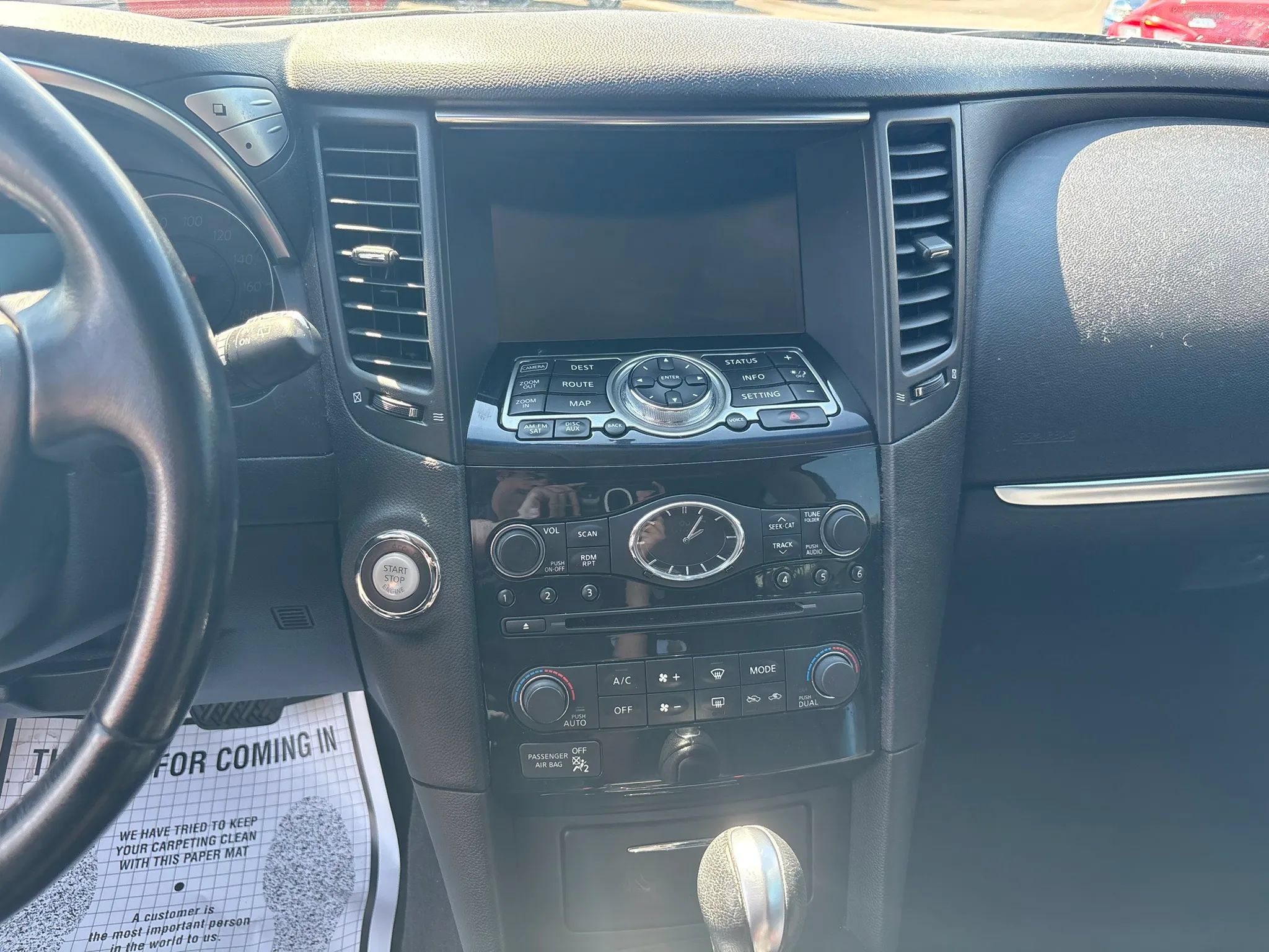 Used 2011 INFINITI FX35 AWD w/ Premium Pkg image 16