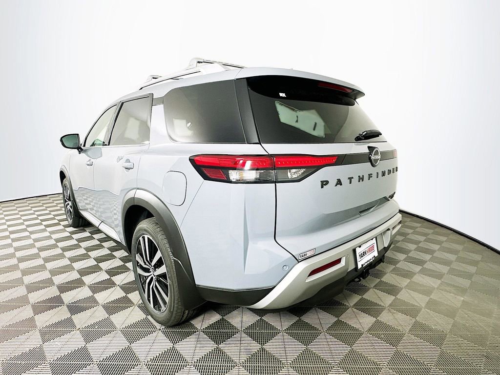 New 2025 Nissan Pathfinder Platinum w/ Black Appearance Package image 7