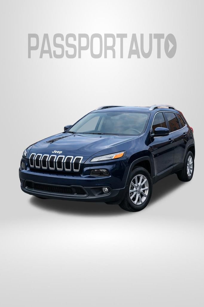 Used 2016 Jeep Cherokee Latitude w/ Cold Weather Group image 1