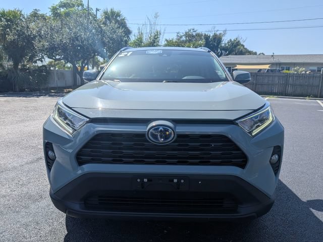 Used 2021 Toyota RAV4 XLE w/ Convenience Package AWD/4WD image 9