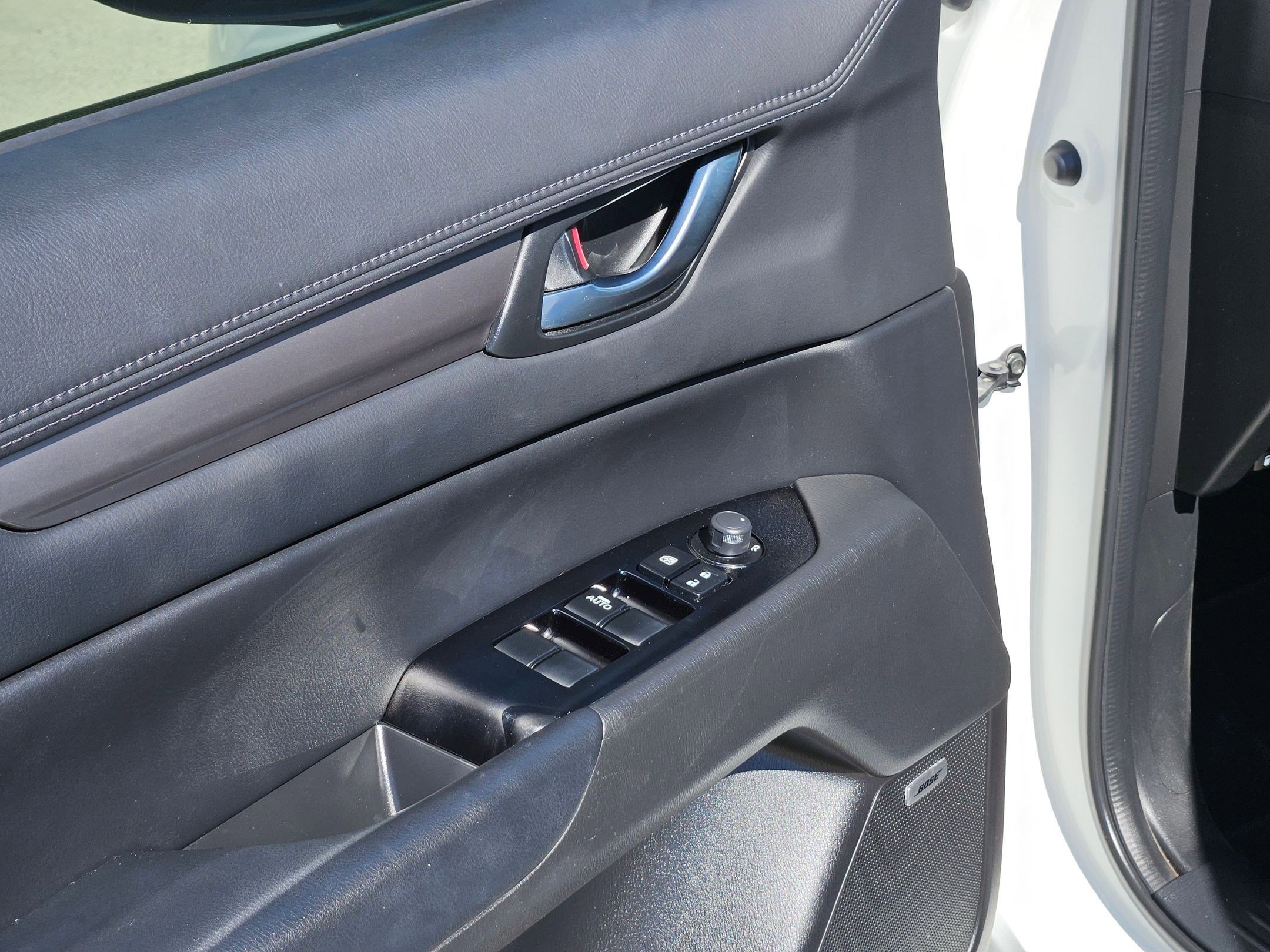 Used 2017 MAZDA CX-5 Touring w/ Preferred Equipment Package image 12