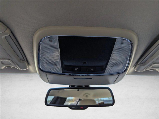Used 2013 Chrysler 300 C RWD image 20