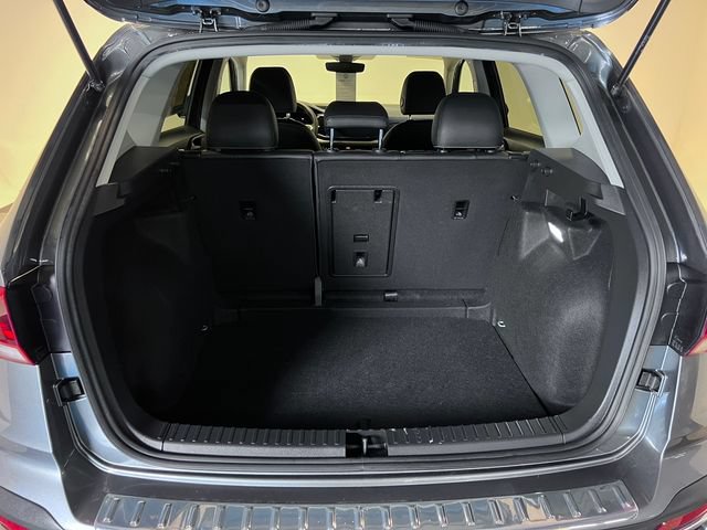 Certified 2024 Volkswagen Taos SE FWD image 5