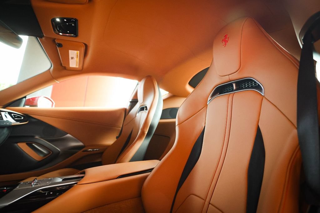 Certified 2025 Ferrari 12Cilindri RWD image 42