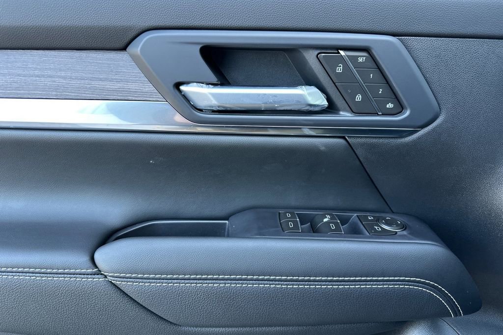 New 2026 GMC Terrain Denali AWD/4WD image 11