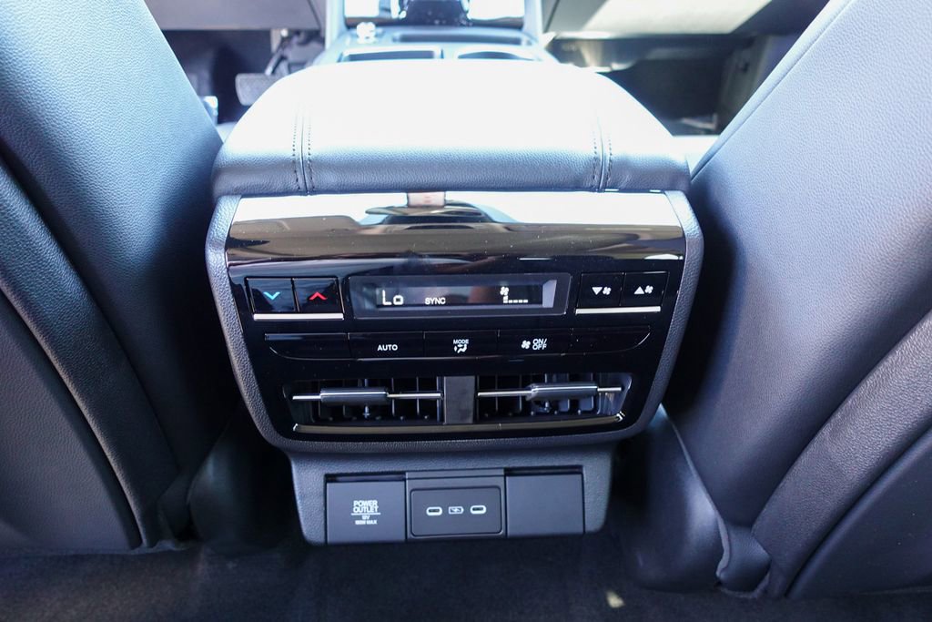 New 2026 Acura MDX SH-AWD image 27