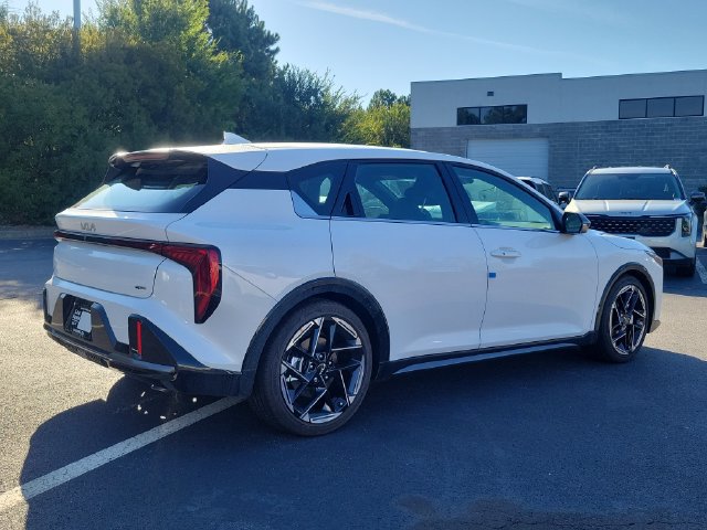 New 2026 Kia K4 GT-Line FWD image 4