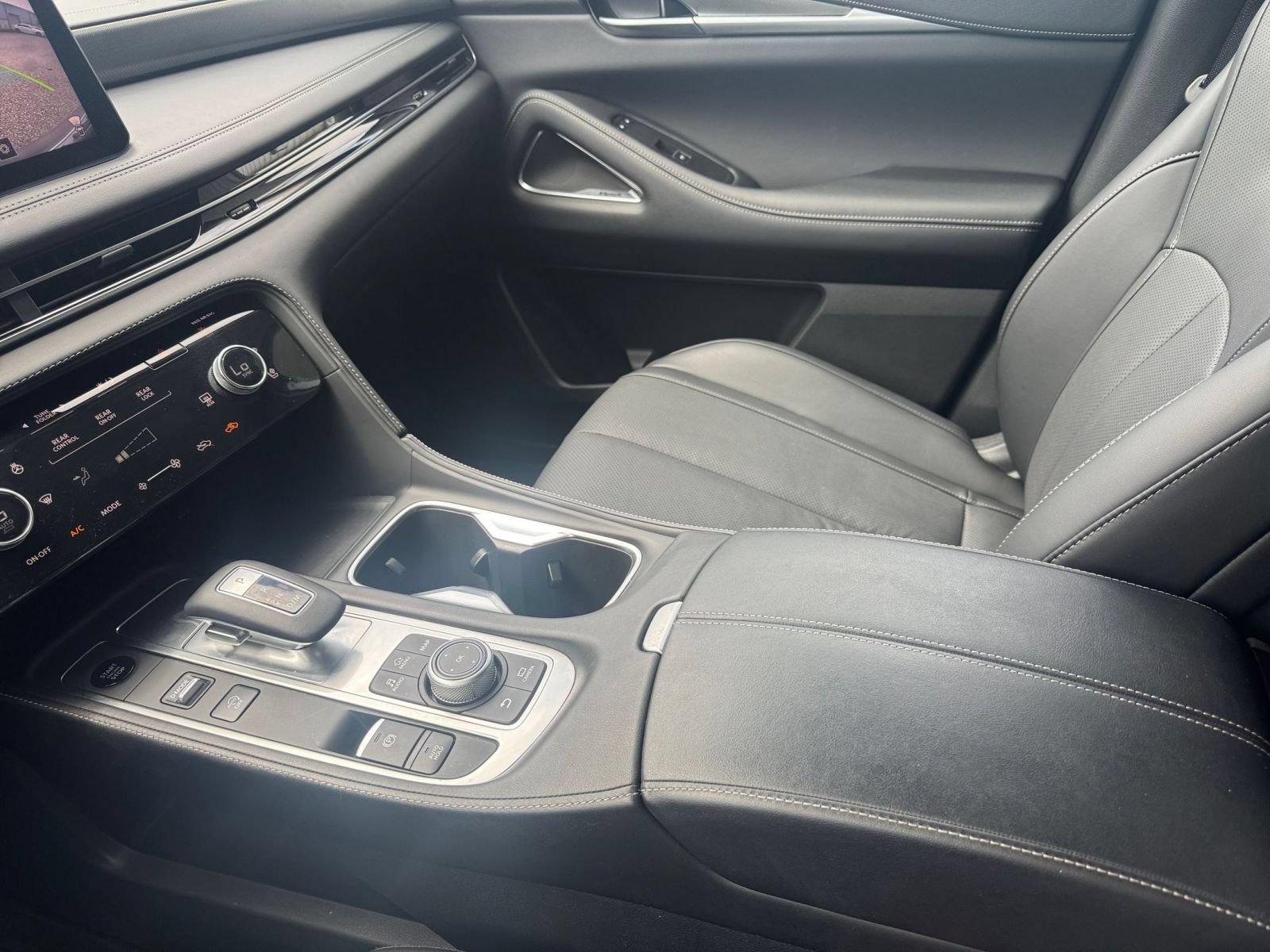 Used 2026 INFINITI QX60 Luxe AWD/4WD image 46