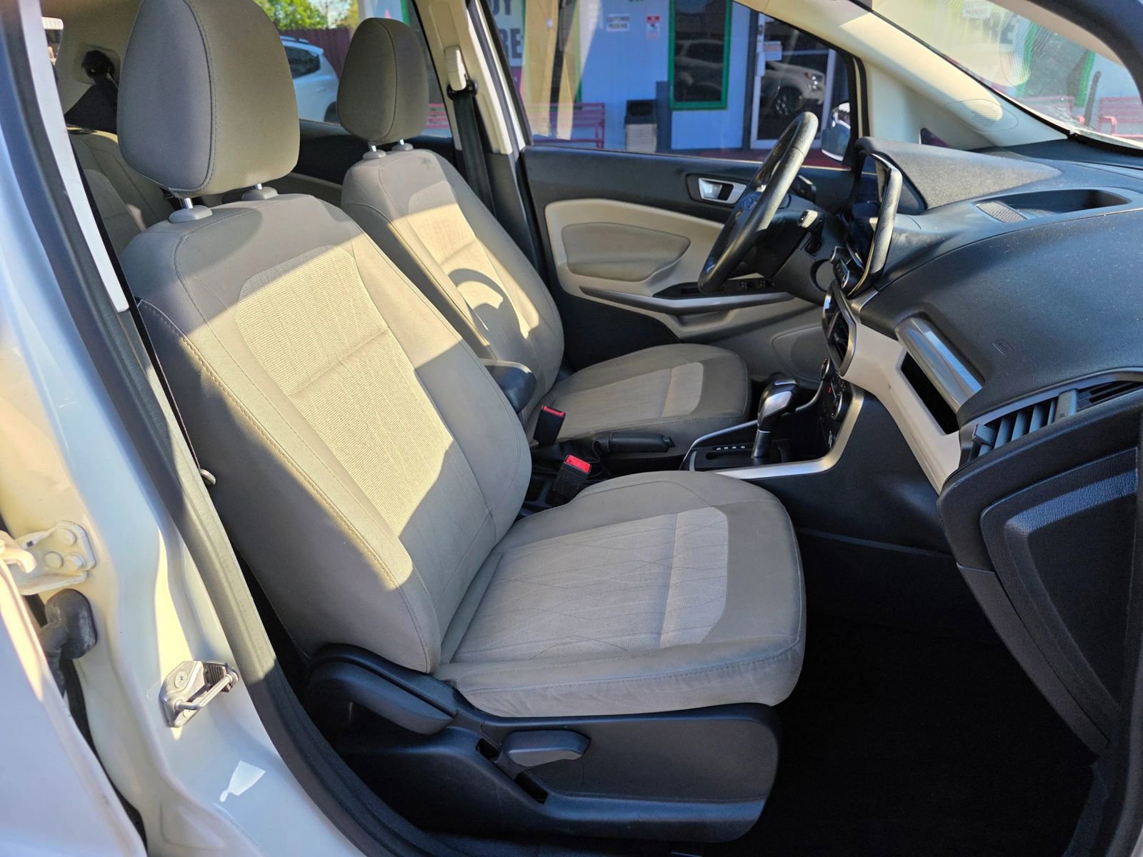 Used 2020 Ford EcoSport SE image 11