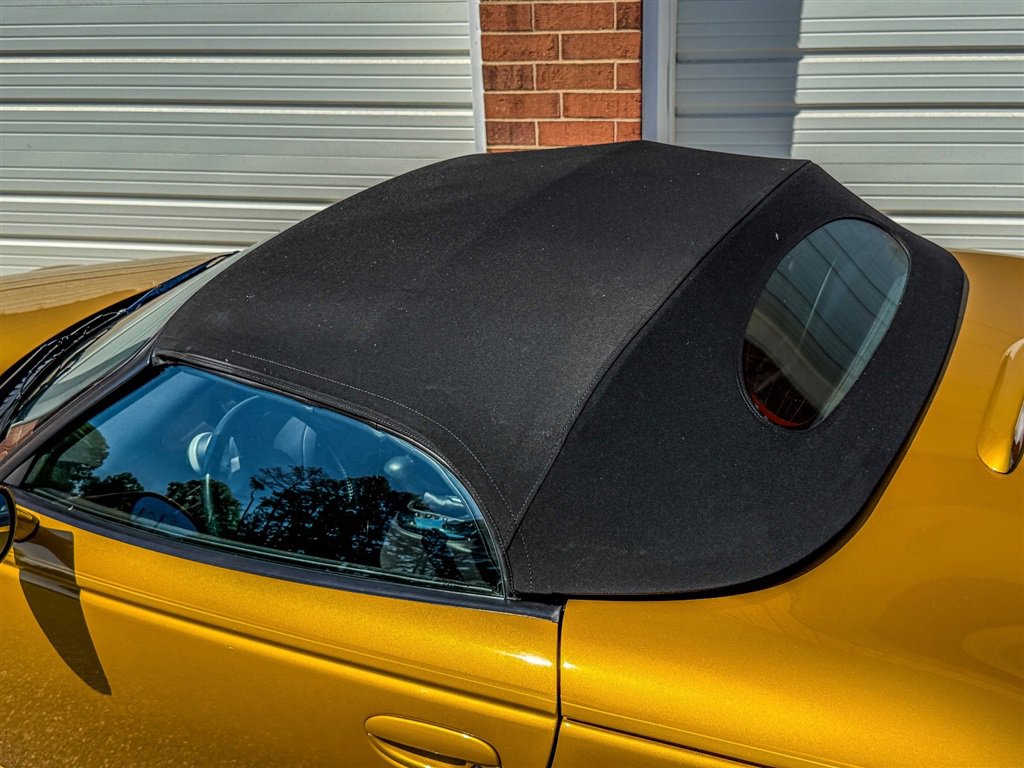 Used 2002 Chrysler Prowler image 6