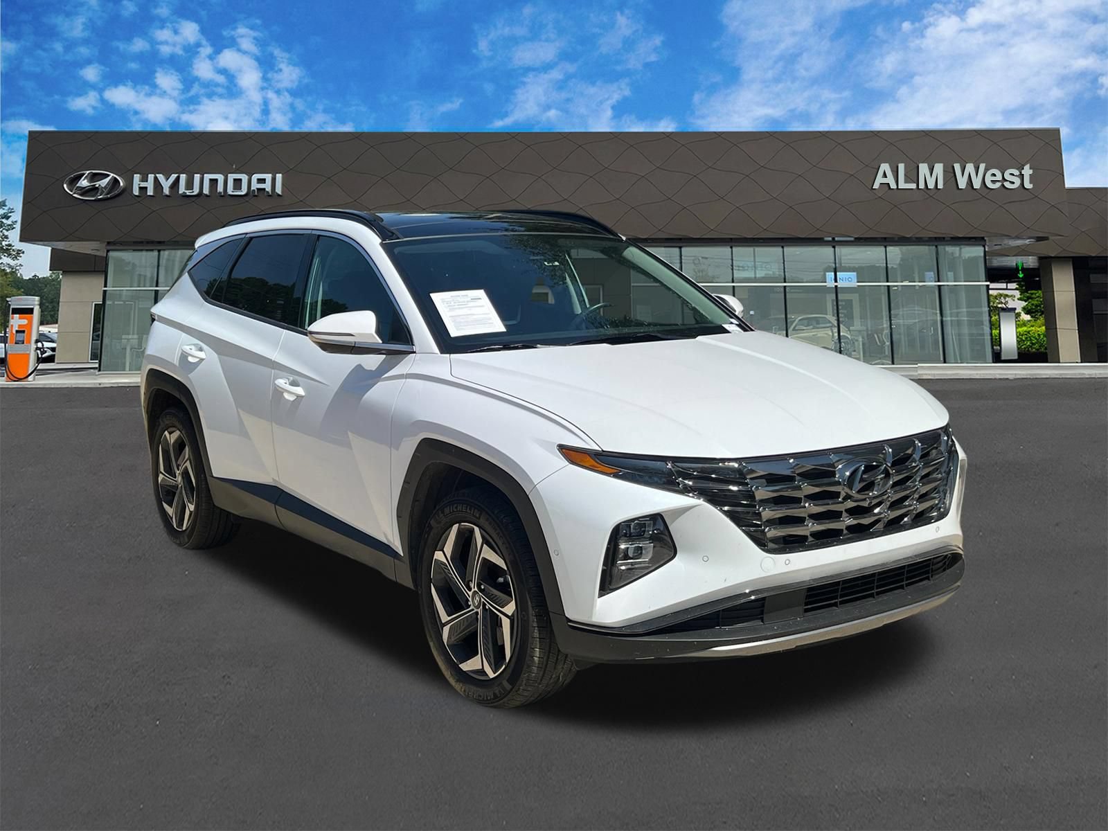 Used 2024 Hyundai Tucson Limited AWD/4WD image 3