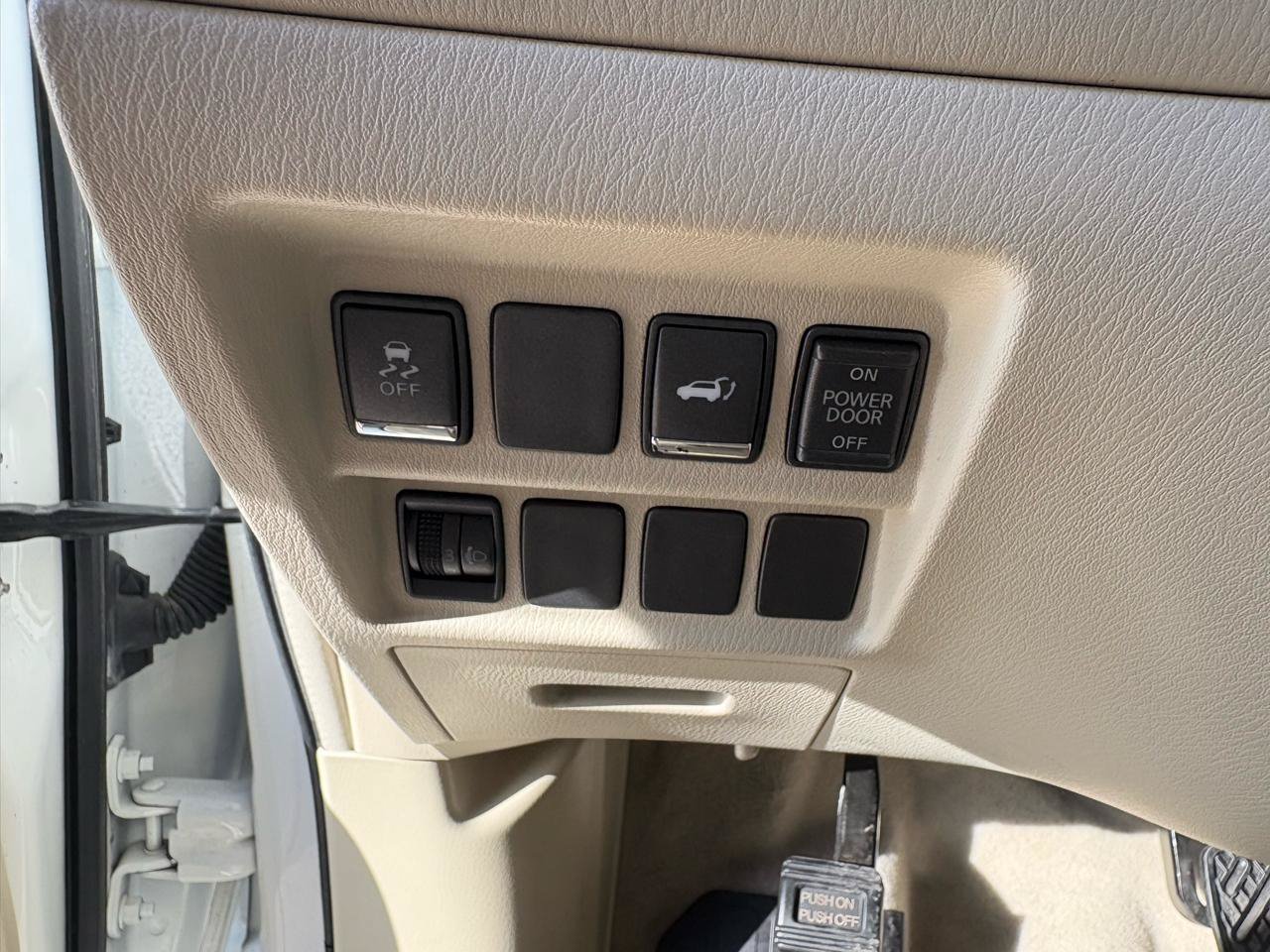Used 2013 INFINITI JX35 AWD w/ Premium Pkg image 48