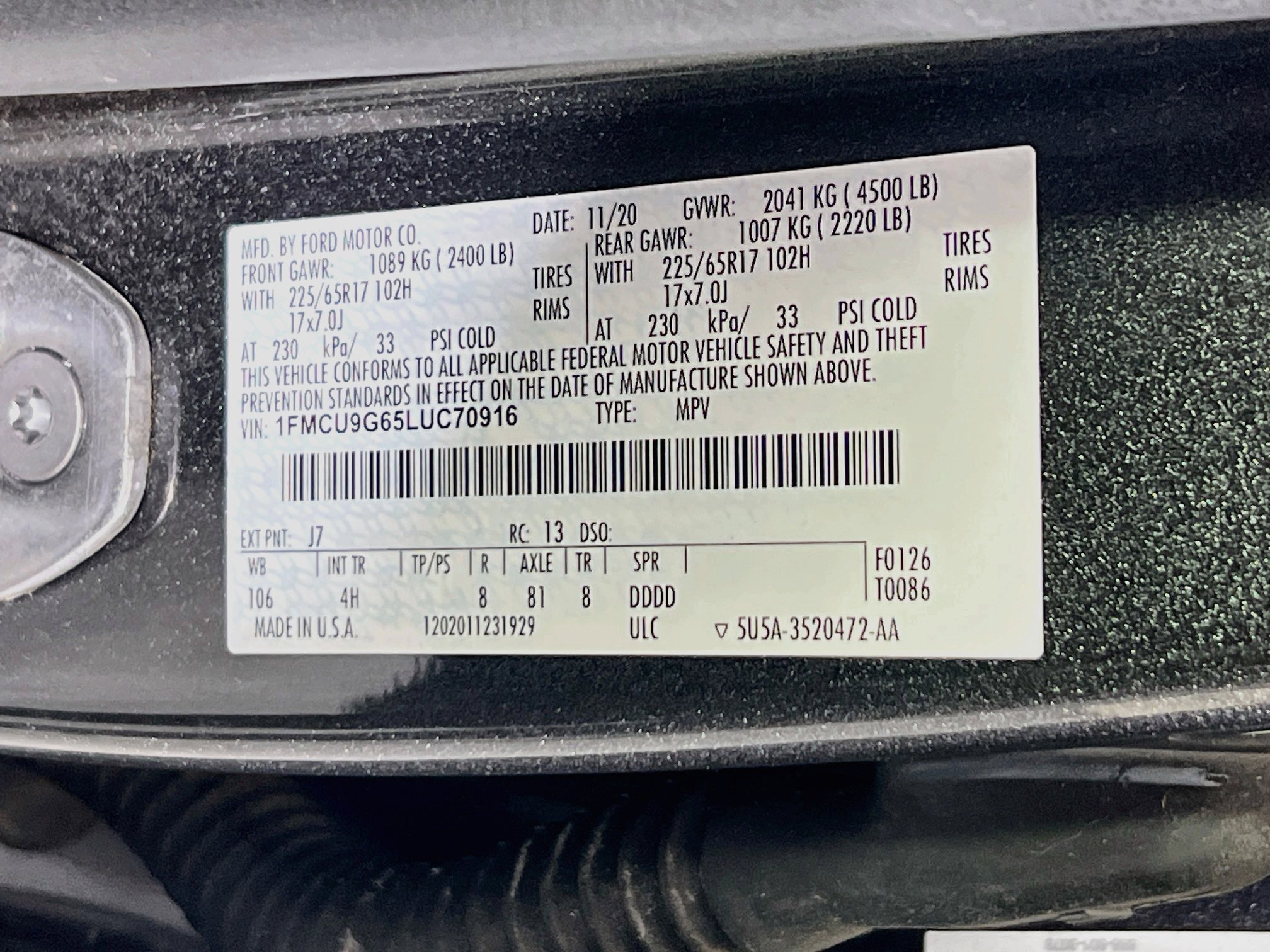 Used 2020 Ford Escape SE image 32